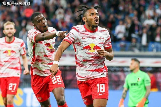 保罗文班亚马组合首秀日期确定 将战东欧汤神