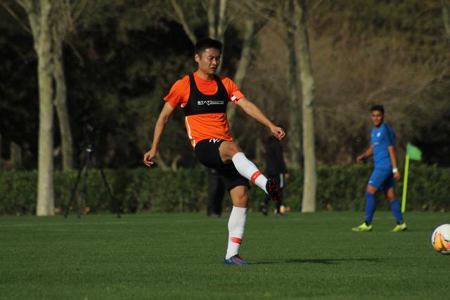 双蓝会切尔西核心停赛 曼城欲破蓝桥延续碾压