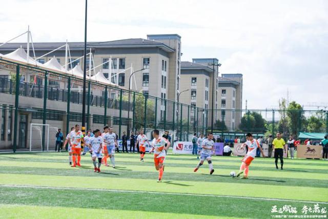 哈特三双尼克斯大胜国王 马克西31分76人擒牛